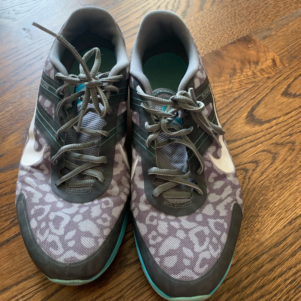 Nike Flywire Running Shoes